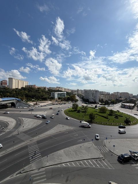Satılır 2 otaqlı yeni tikili 70 m² — Bakı