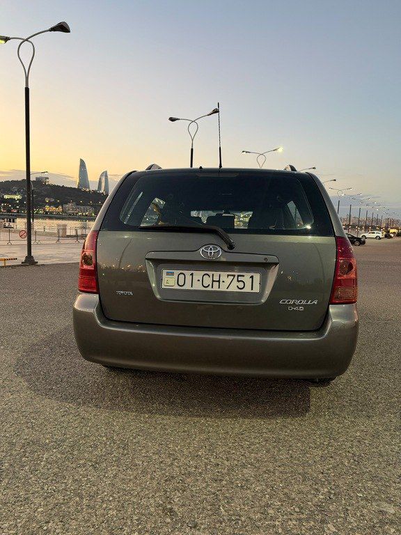 Toyota Corolla, 1.4 L, 2004 il, 233 000 km 01-CH-751 — Avtomobillər, Bakı (2)