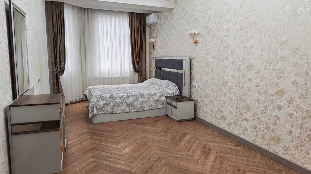 İcarəyə verilir 4 otaqlı yeni tikili 245 m² — Mənzil, Bakı (3)