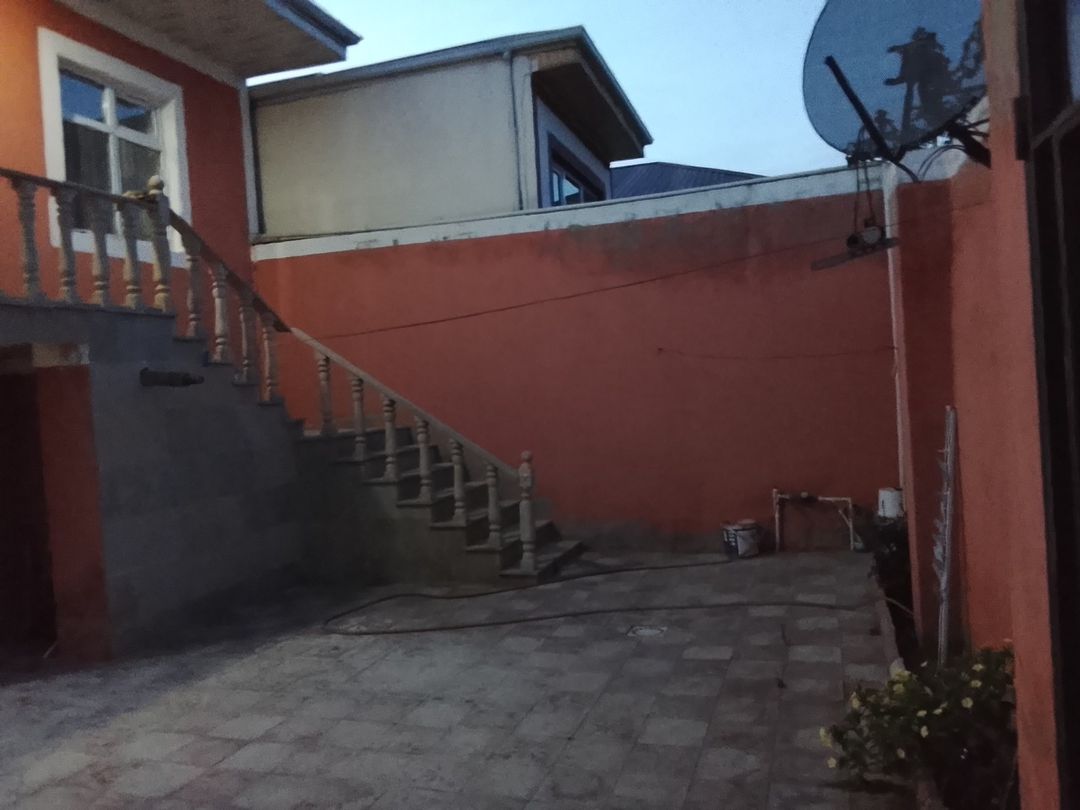 Satılır 5 otaqlı həyət evi/bağ evi 140 m² — Ev, villa, Bakı (12)
