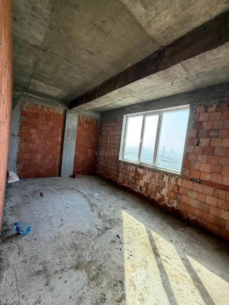 Satılır 4 otaqlı Mənzil Yeni tikili 181 m² Bakı, Nizami r., Qara Qarayev m — Mənzil, Bakı (5)