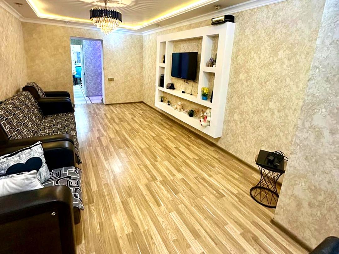 Satılır 3 otaqlı köhnə tikili 75 m² — Mənzil, Bakı (4)