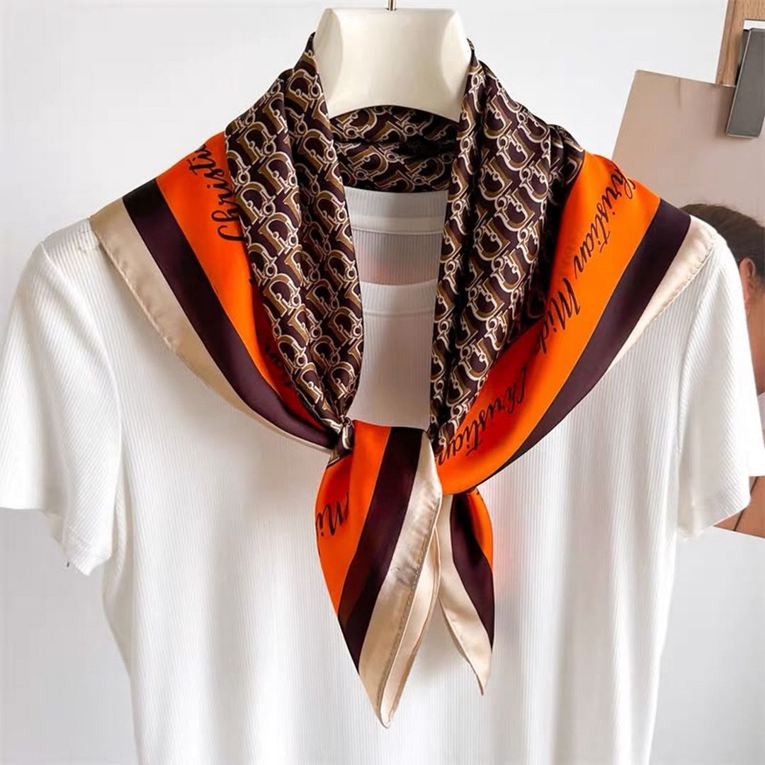 Yaylıq qadınlar üçün ML_3690, qəhvəyi/narıncı, 65x65 sm — Mallar, Bakı (2)