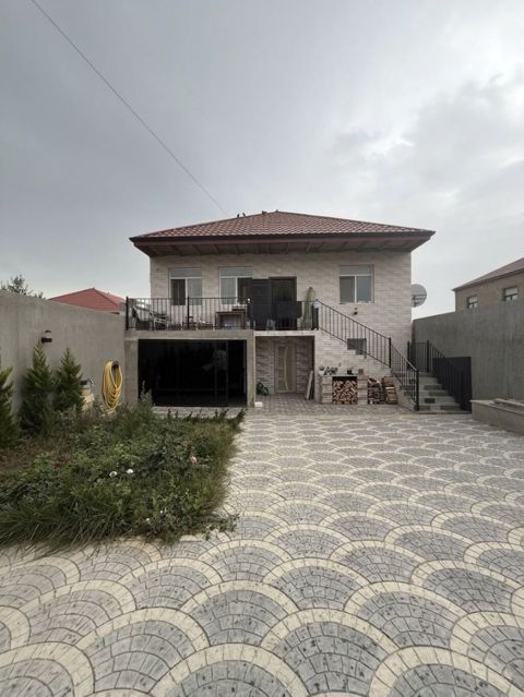 Binəqədi qəs. 6 otaqlı, 200 kv. m, Kredit yoxdur, Yeni təmirli — Ev, bağ, kottec