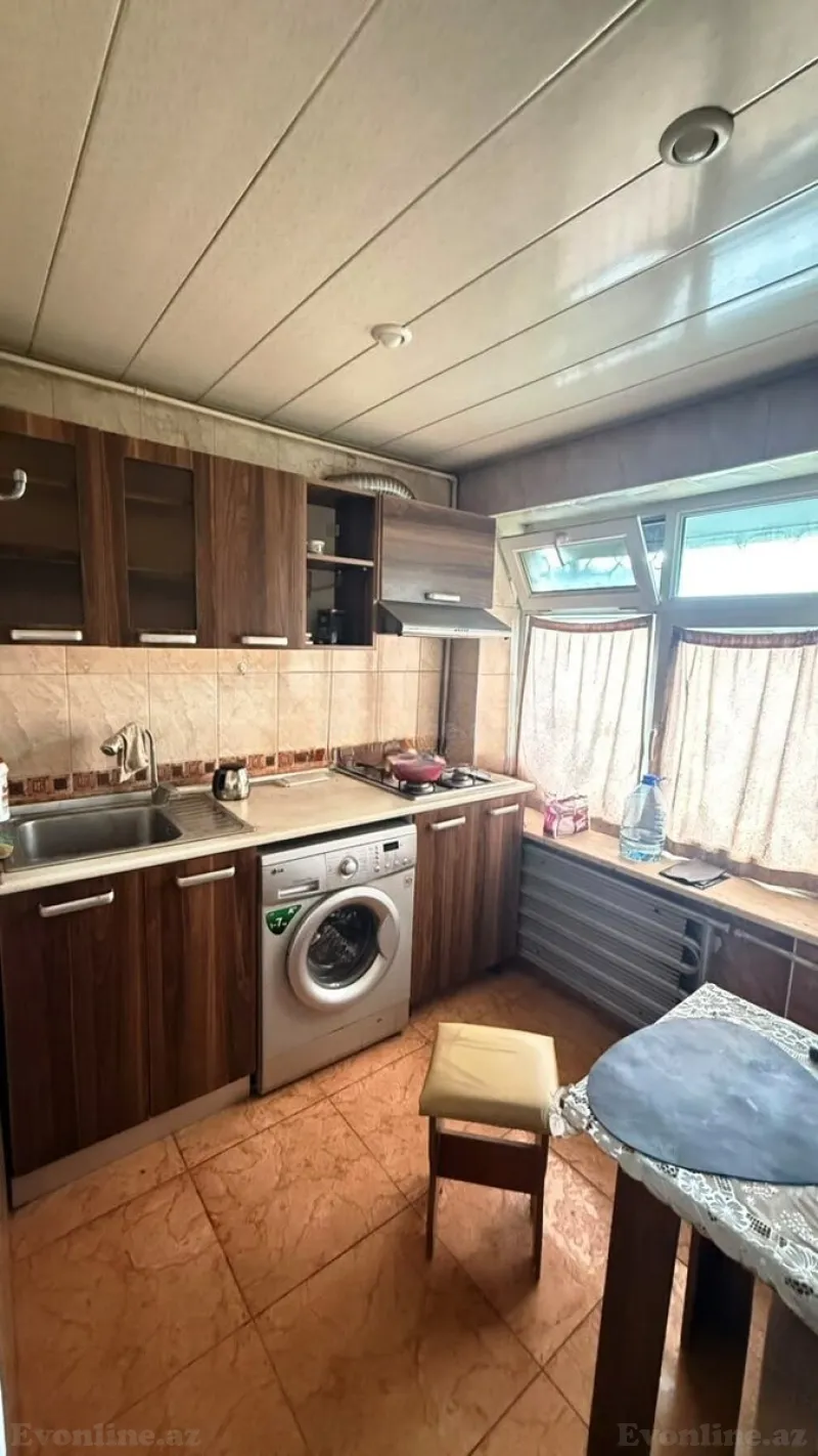 Kirayə verilir 1 otaqlı Mənzil Köhnə tikili 31 m² Bakı, Yasamal r., Nizami m — Mənzil, Bakı (6)