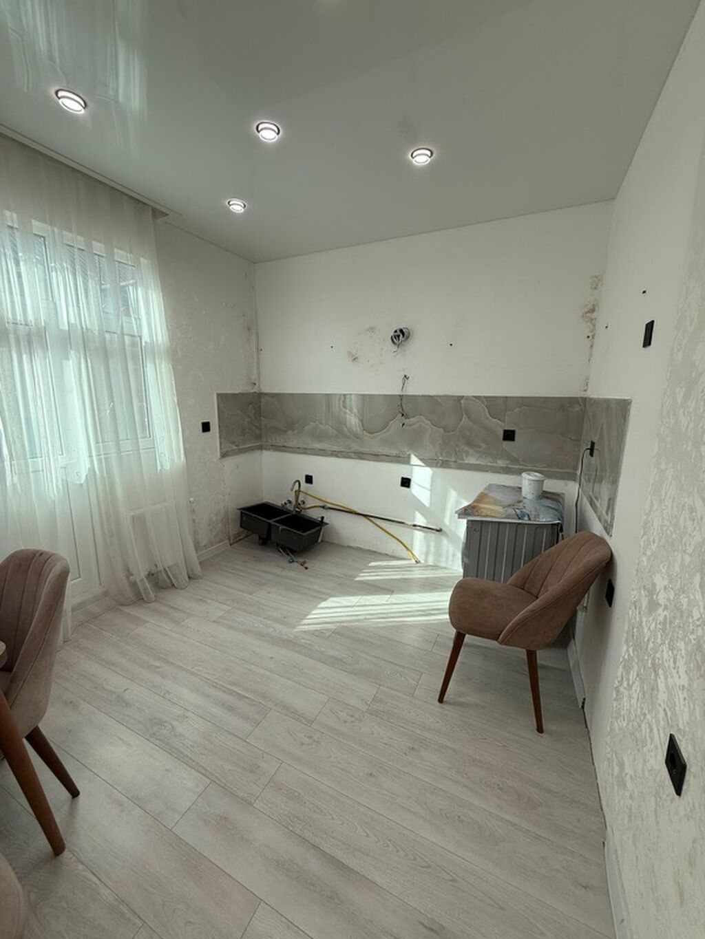 6 otaqlı, 120 kv. m, Yeni təmirli — Ev, villa, Masazır (7)
