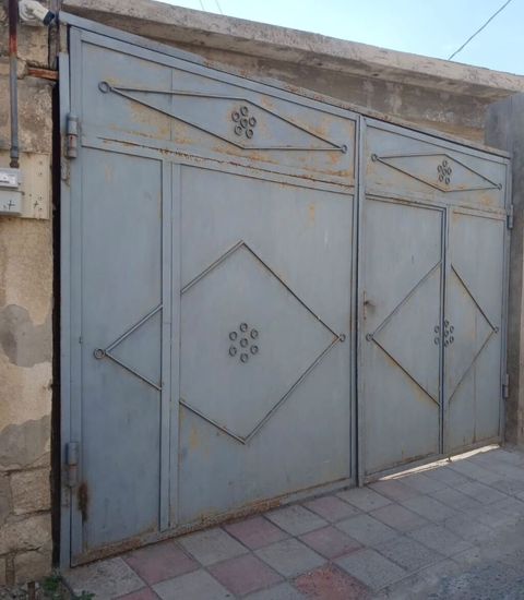 Real alıcıya endirim var Dəmir darvaza – ikiqat açılan, yan — Mehdiabad