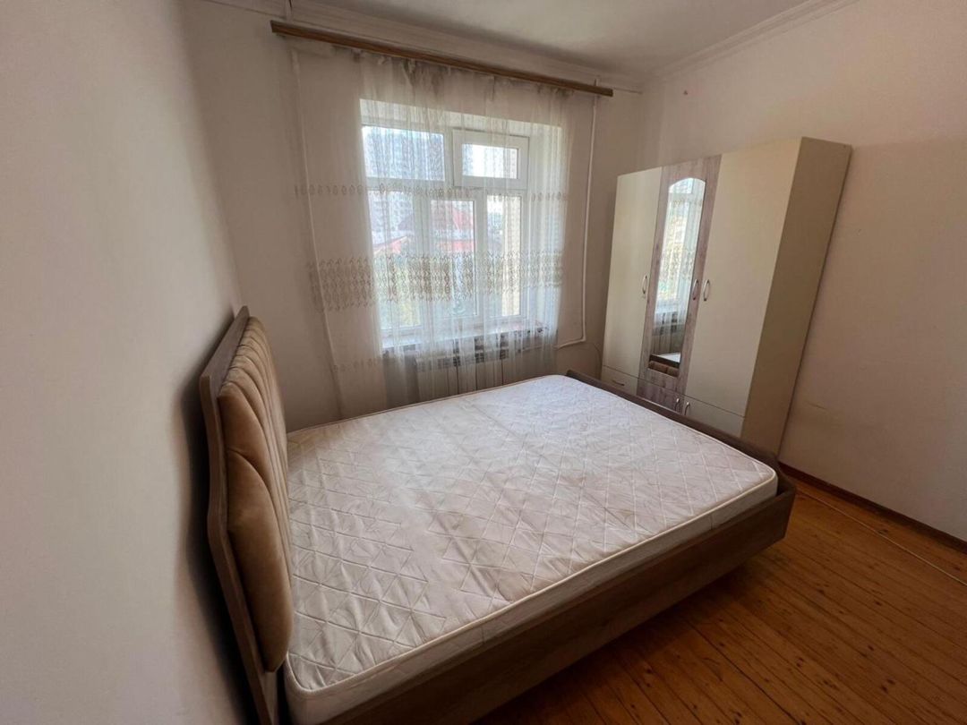 İcarəyə verilir 2 otaqlı köhnə tikili 60 m² — Mənzil, Bakı (3)