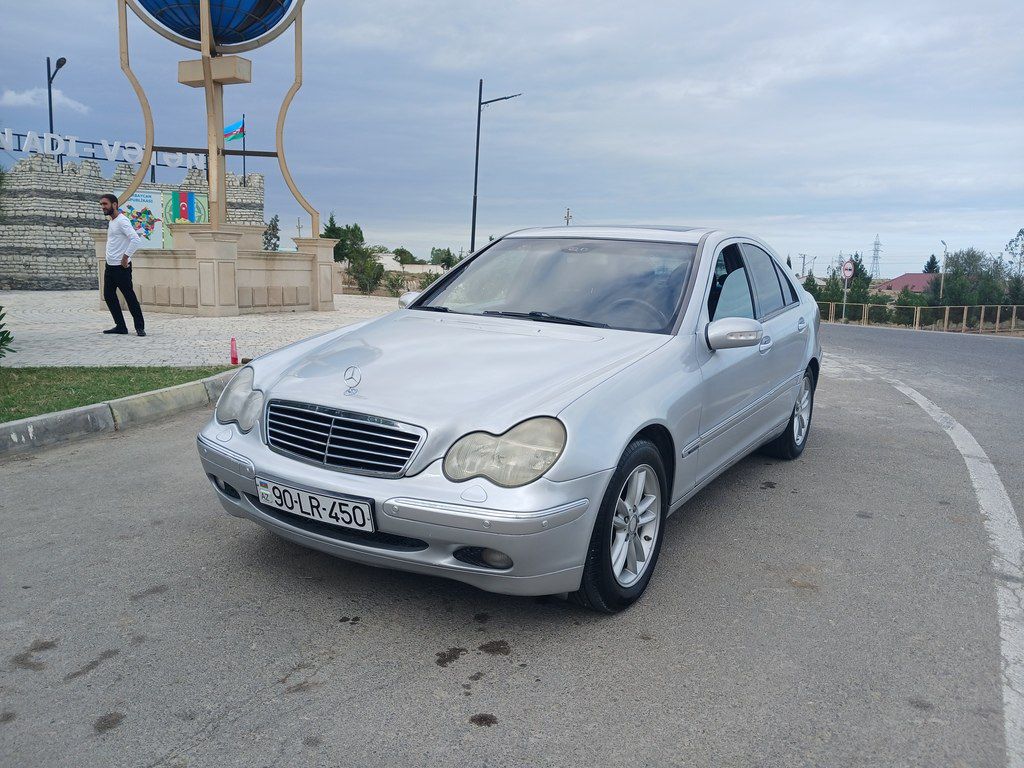 Mercedes C 240, 2.6 L, 2000 il, 300 000 km 90-LR-450 — Avtomobillər, Siyəzən (2)