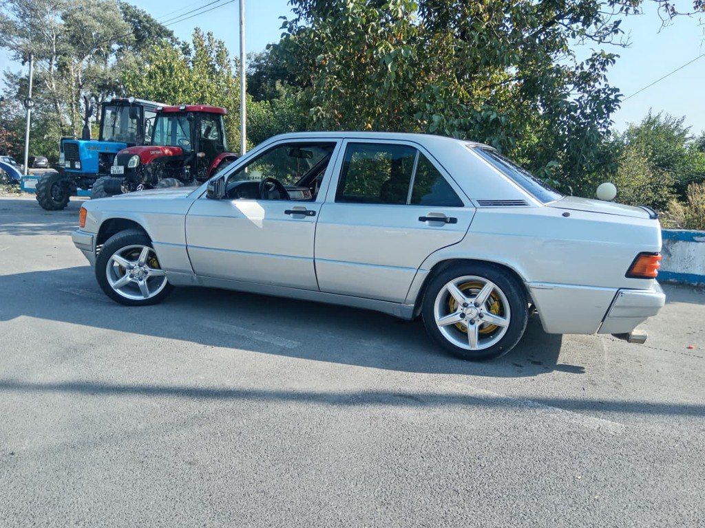 Mercedes 190, 2.0 L, 1992 il, 800 000 km 99-NG-294 — Avtomobillər, Bakı (3)