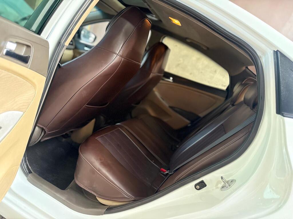 Hyundai Accent, 1.6 L, 2011 il, 390 000 km 90-OL-584 — Avtomobillər, Bakı (9)