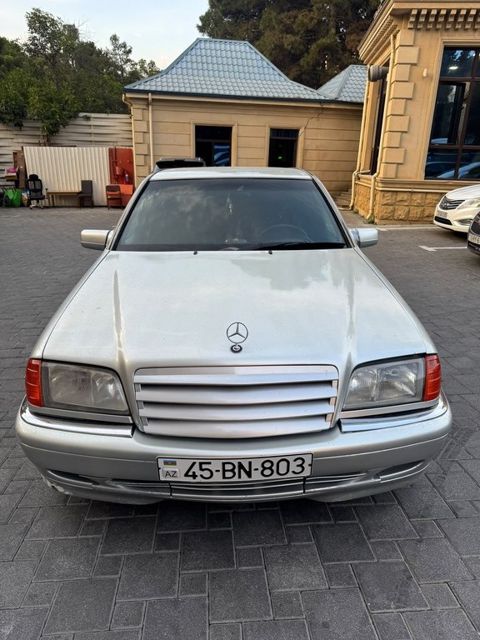 Mercedes C 200, 2.0 L, 1998 il, 300 000 km — Bakı
