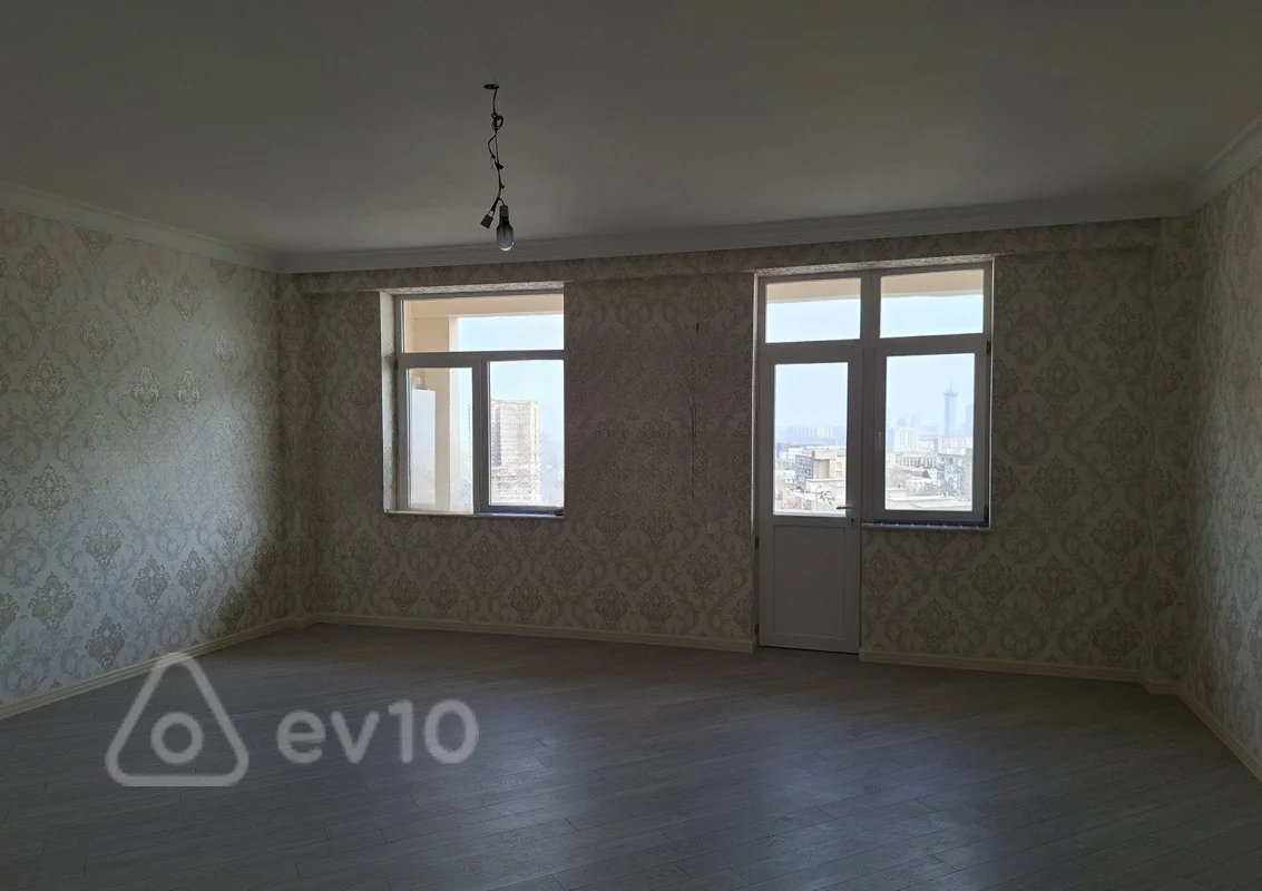 3 otaqlı mənzil, 146 m², Ayna Sultanona Heykəlinin yaxınlığı — Mənzil, Bakı