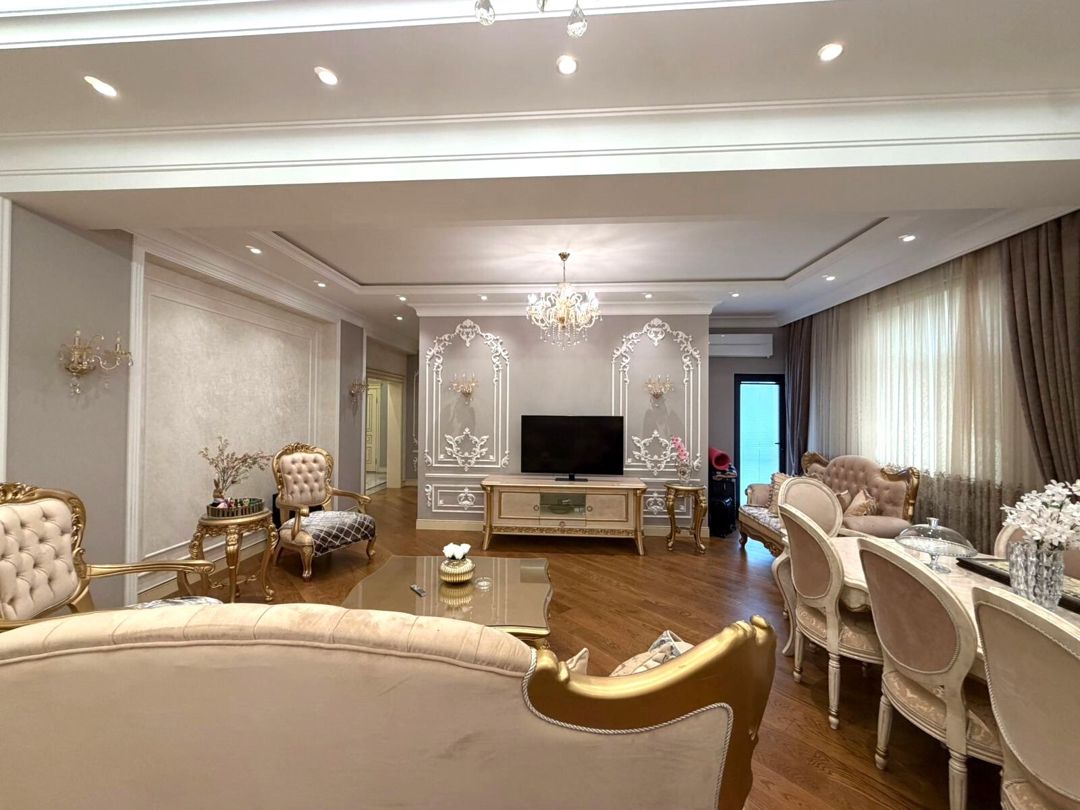 Satılır 4 otaqlı yeni tikili 178 m² — Mənzil, Bakı