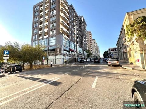 Nerimanov rayonu.28 May metrosu obyekt — Ofis