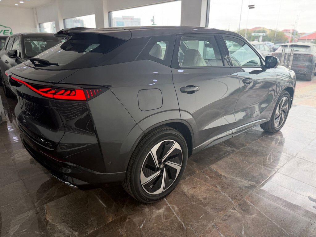 Changan Uni-Z, 1.5 L, 18.4 kWh, 2026 il, yeni — Avtomobillər, Bakı (4)