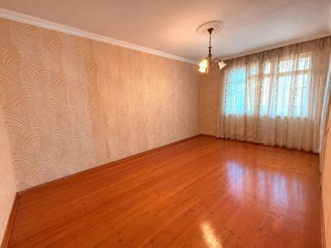 Satılır 2 otaqlı köhnə tikili 55 m² — Bakı