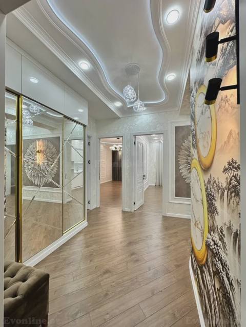 Satılır 3 otaqlı Mənzil Yeni tikili 95 m² Bakı, Nizami r., Qara Qarayev m — Ramil