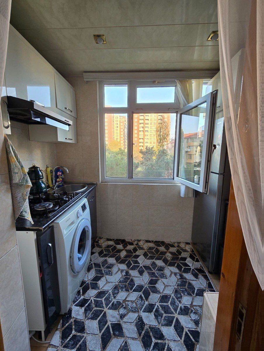 Satılır 2 otaqlı köhnə tikili 40 m² — Mənzil, Bakı (3)
