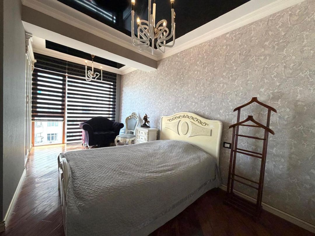 Satılır 4 otaqlı yeni tikili 185 m² — Mənzil, Bakı (9)