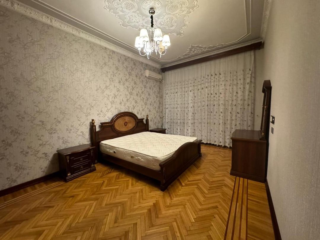 İcarəyə verilir 3 otaqlı köhnə tikili 87 m² — Mənzil, Bakı (5)