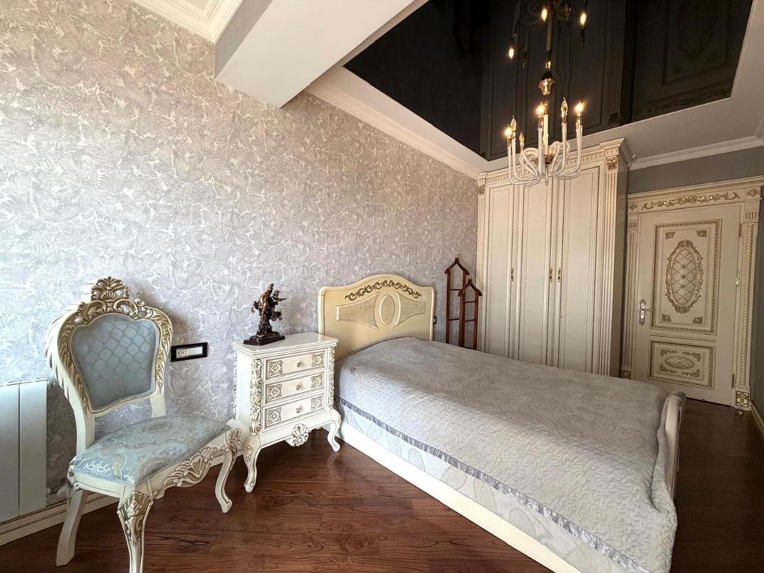 Satılır 4 otaqlı yeni tikili 185 m² — Mənzil, Bakı (10)
