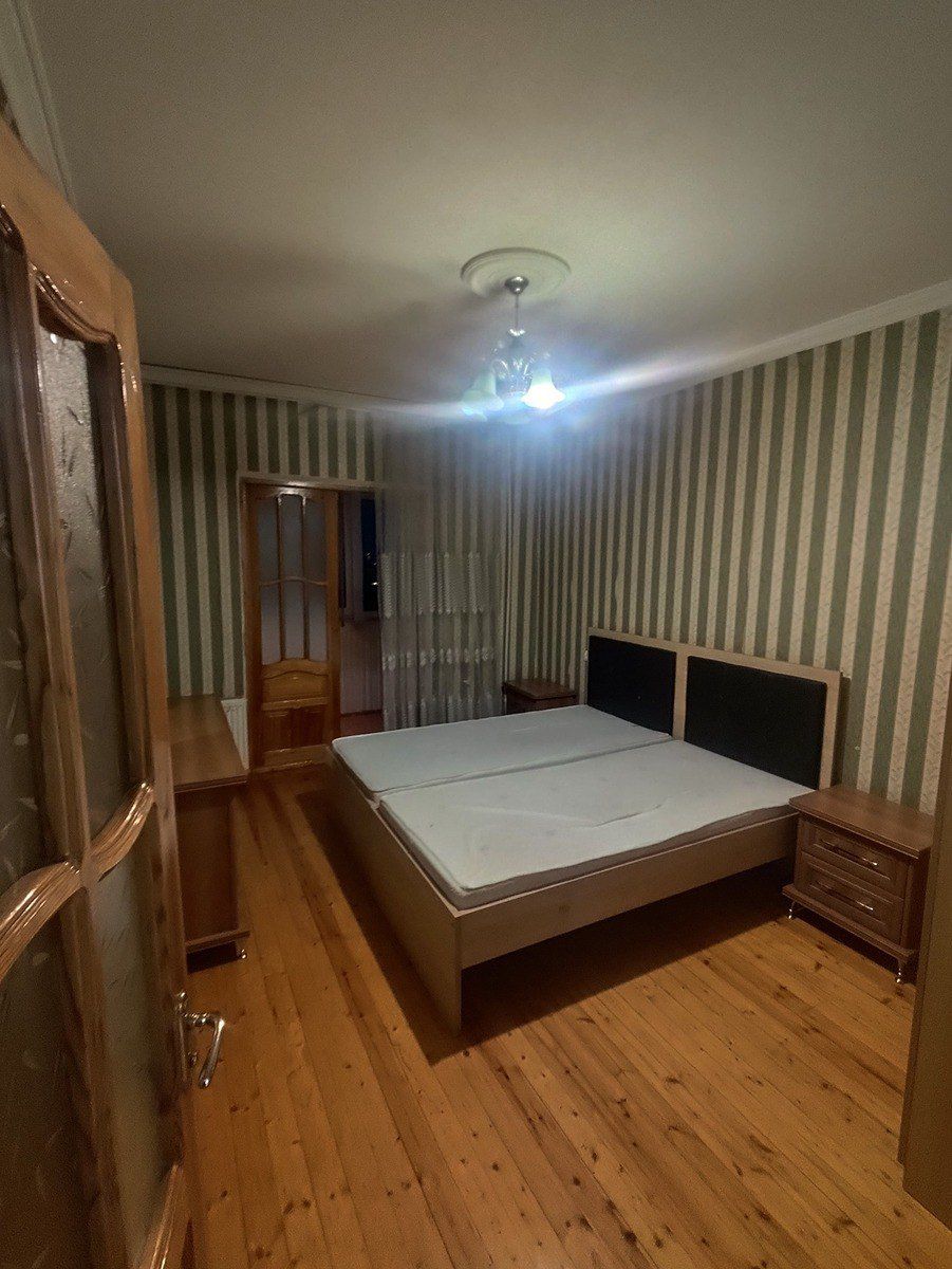 İcarəyə verilir 3 otaqlı köhnə tikili 90 m² — Mənzil, Bakı (2)