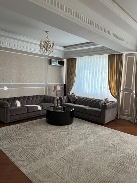 İcarəyə verilir 4 otaqlı yeni tikili 180 m² — Bakı