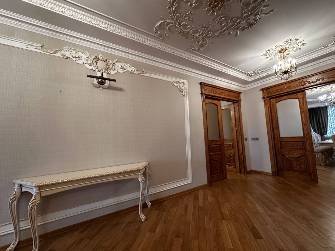 İcarəyə verilir 4 otaqlı yeni tikili 210 m² — Mənzil, Bakı (6)