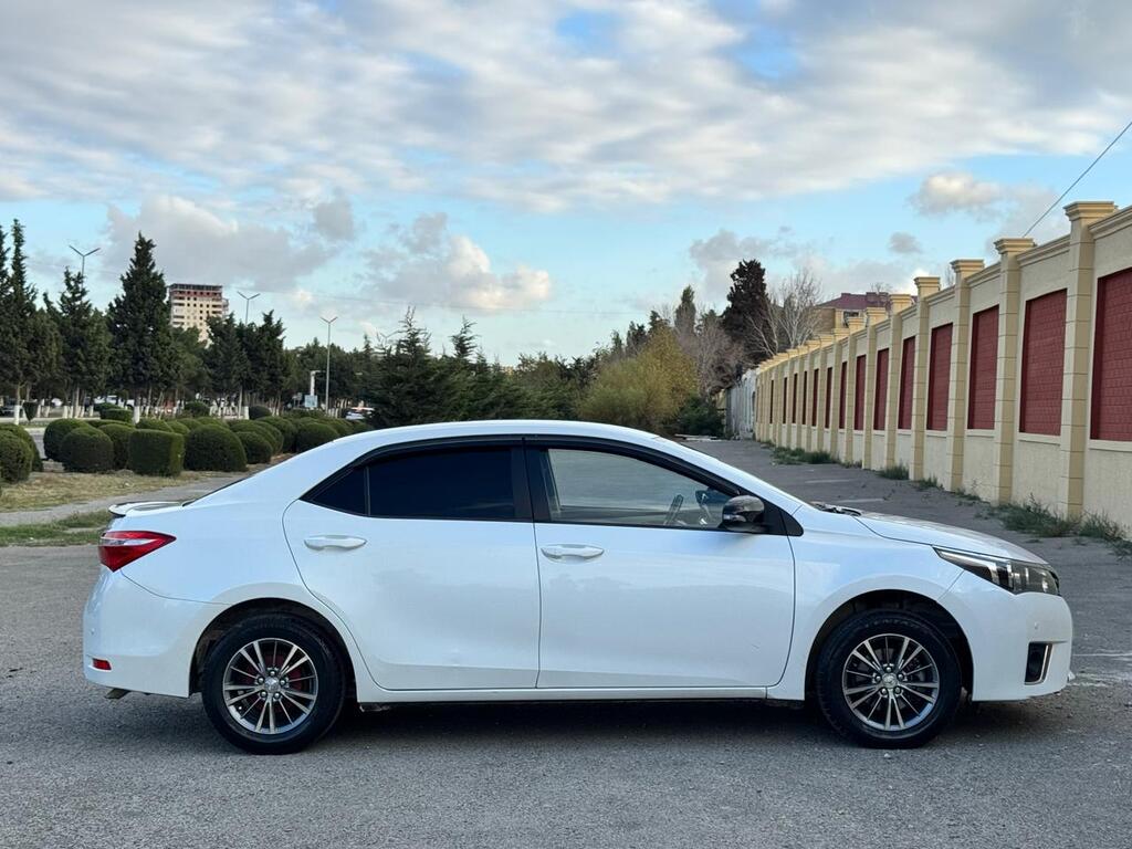 Toyota Corolla, 1.6 L, 2014 il, 210 000 km 88-CM-107 — Avtomobillər, Sumqayıt (7)