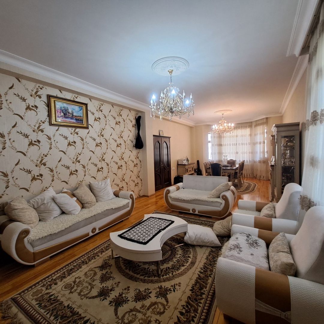 Satılır 8 otaqlı həyət evi/bağ evi 300 m² — Ev, villa, Bakı (4)