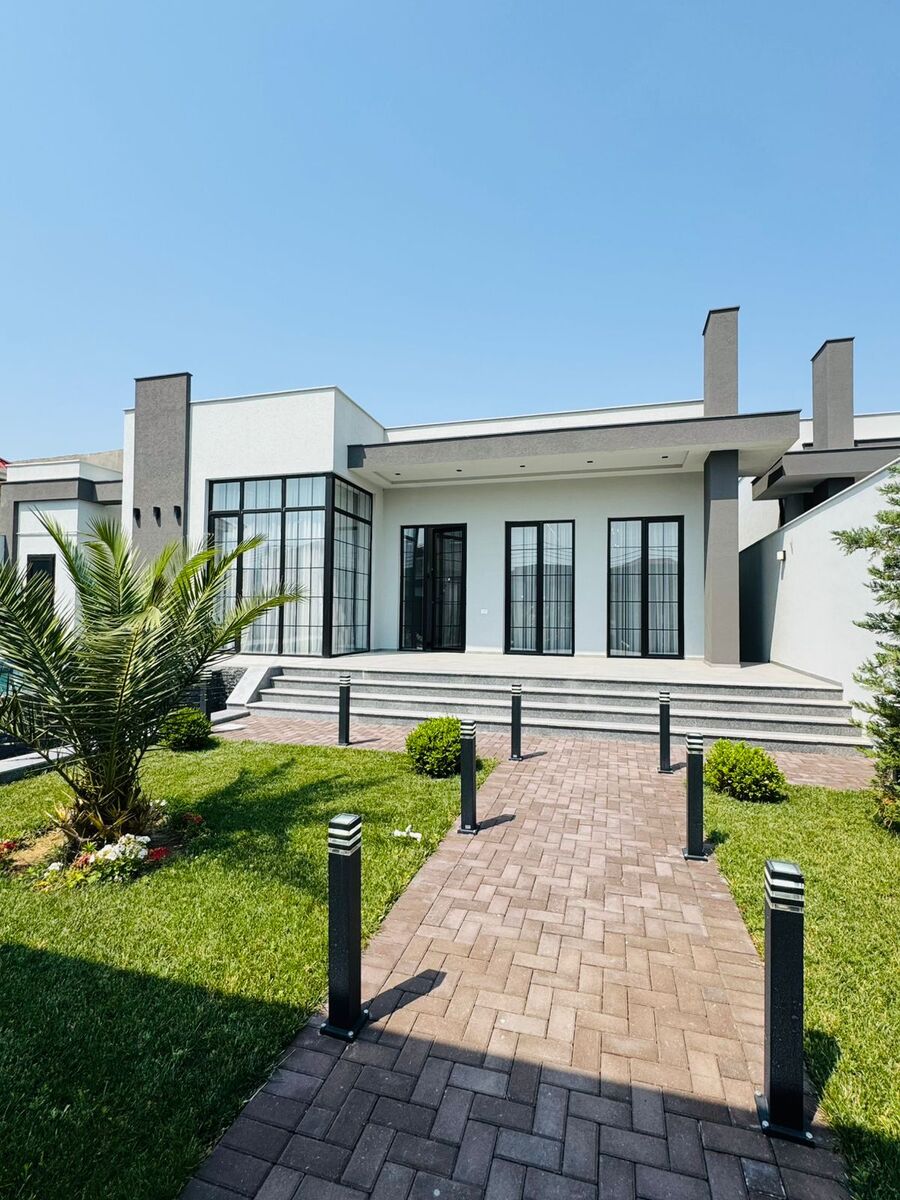 Satılır 4 otaqlı həyət evi/bağ evi 200 m² — Ev, villa, Bakı