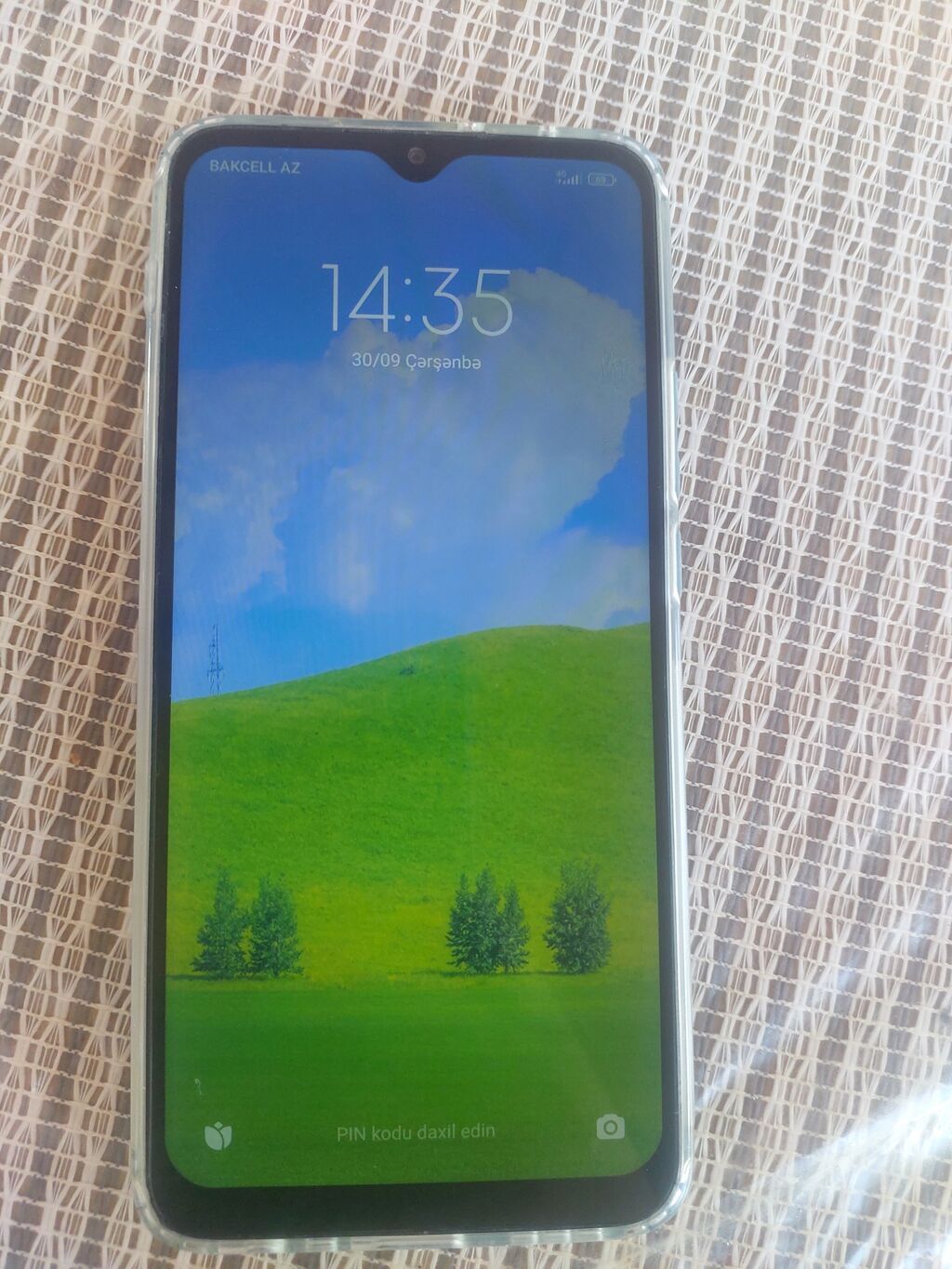 Redmi smartfon Model: Redmi (arxa qapaqda model kodu görünür — Xiaomi, Mingəçevir (3)
