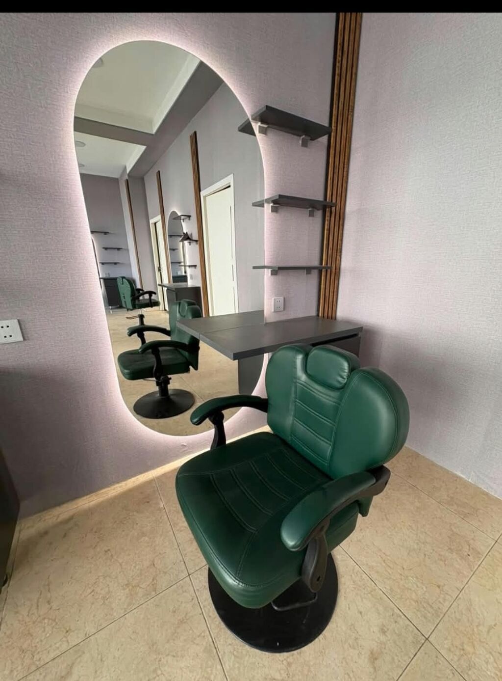 Berber. salonu üçün tam dəst mebel və avadanlıq - Stil: müasir salon — Salon mebeli, Digah