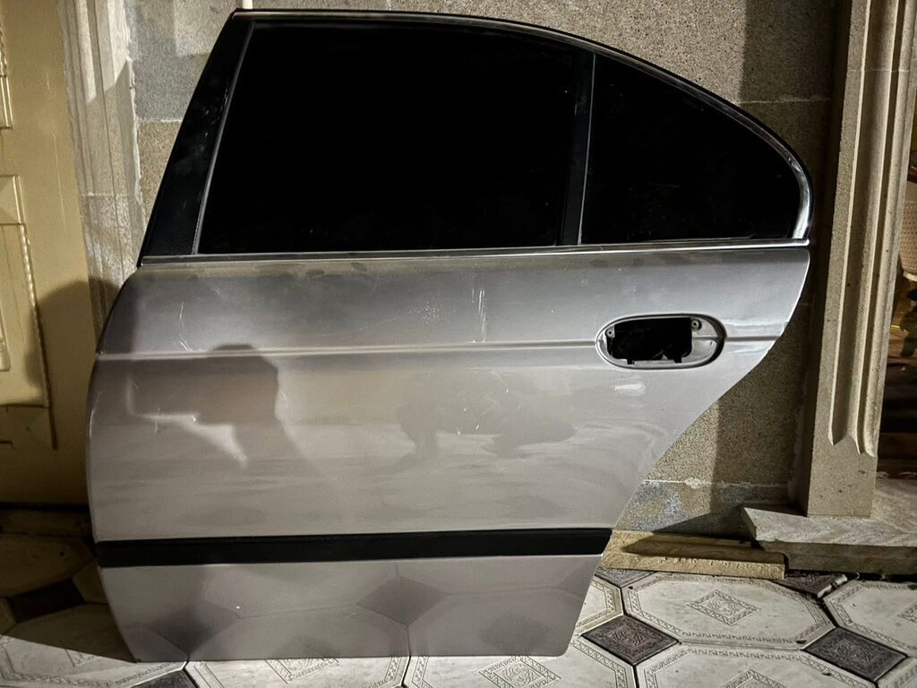 BMW E39 — Kuzov hissələri, Bakı (2)