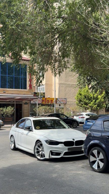 BMW 328, 2.0 L, 2013 il, 200 000 km — Avtomobillər, Bakı (3)