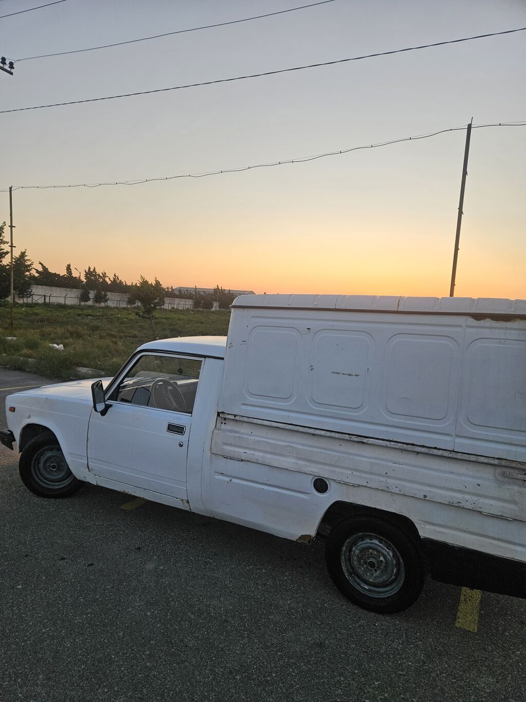 VAZ 2104/2105 əsasında yükdaşıma pikapı – ağ rəngdə, üstü qapalı 90-NZ-514 — Yük maşınları, Digah (5)
