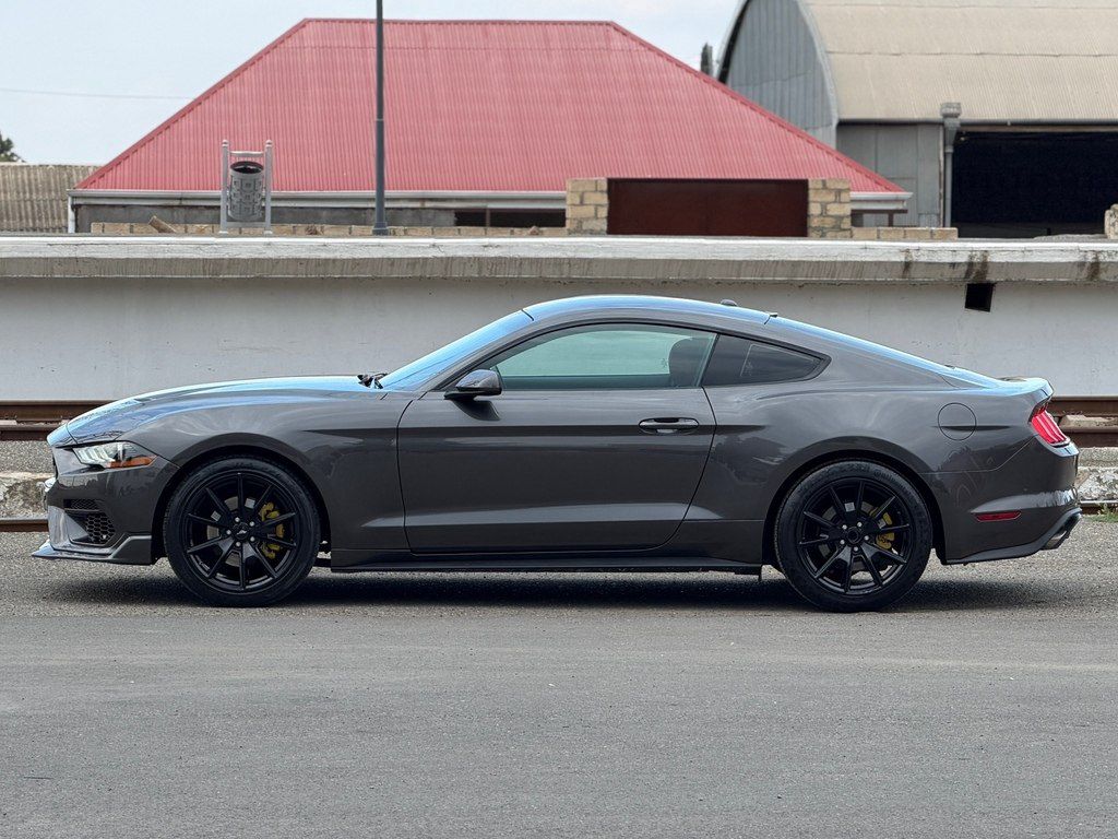 Ford Mustang, 2.3 L, 2018 il, 87 568 km — Avtomobillər, Gəncə (7)