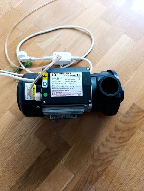 Cakuzi su nasosu LX Whirlpool Bath Pump (Model DH1.0) tam işlek — Bakı