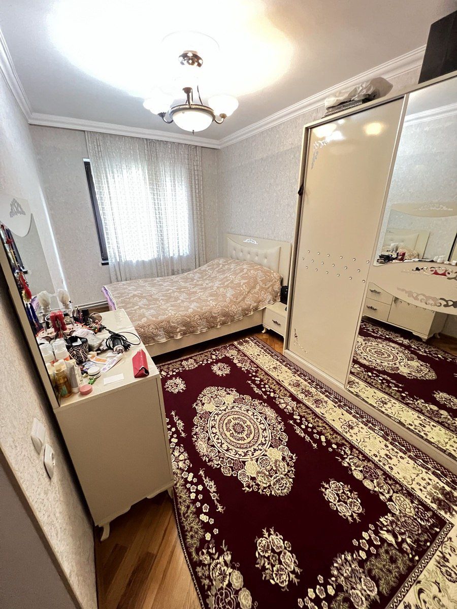 Satılır 4 otaqlı köhnə tikili 95 m² — Mənzil, Bakı (8)