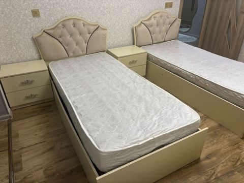 2 eded yataq 2 eded tunba dest 200₼ .H.Aslanovda — Bakı
