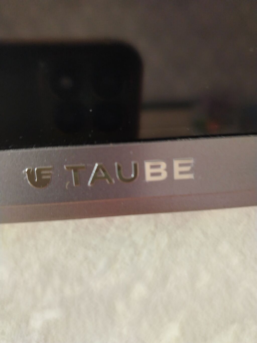 Taube divar tipli televizor Xüsusiyyətlər: - Marka/model: Taube (ön — Televizorlar, Xırdalan (2)