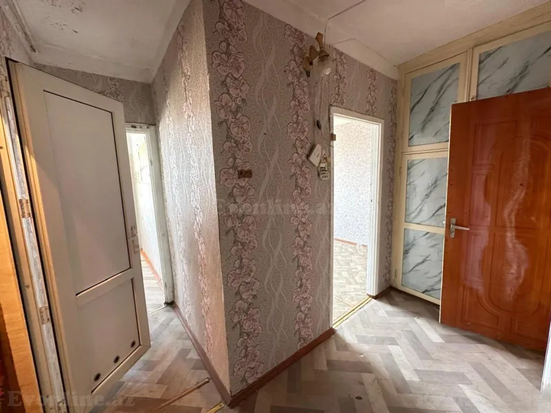 Satılır 2 otaqlı Mənzil Köhnə tikili 60 m² Bakı, Nizami r., Xalqlar Dostluğu m., 8-ci kilometr — Mənzil, Bakı (6)
