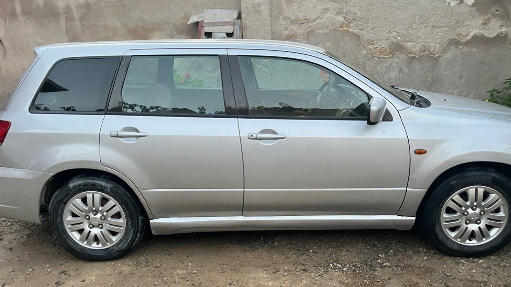 Mitsubishi Airtrek, 2.0 L, 2002 il, 400 000 km 44-BO-818 — Avtomobillər, Bakı (7)