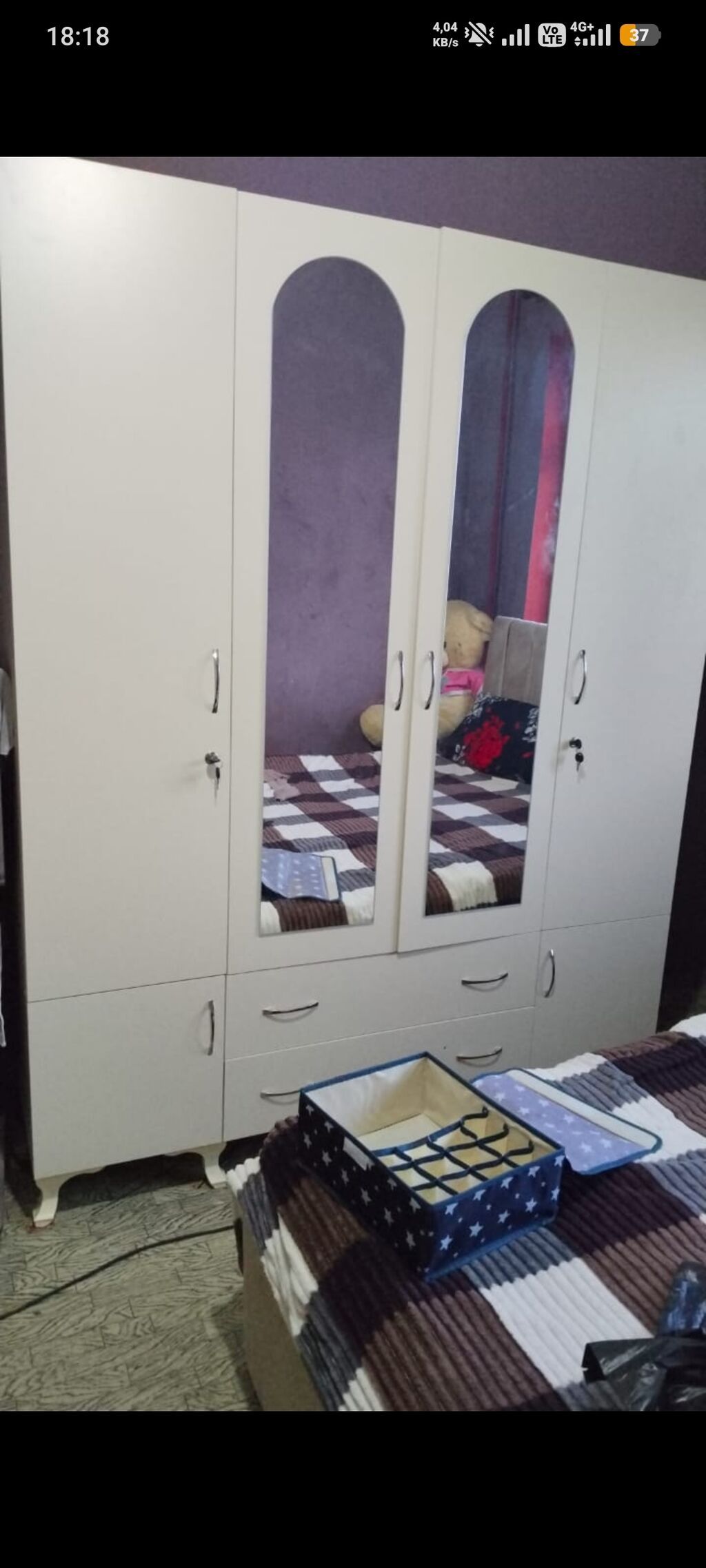 Yataq otağı üçün mebel dəsti - Ağ rəngli, güzgülü böyük qarderob — Yataq otağı mobilya dəstləri, Bakı (6)