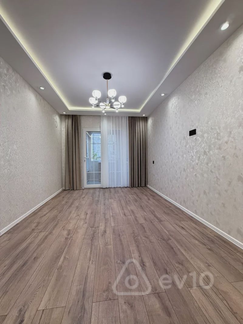 For sale: 2-room apartment (old building), 40 m² — Mənzil, Bakı (2)