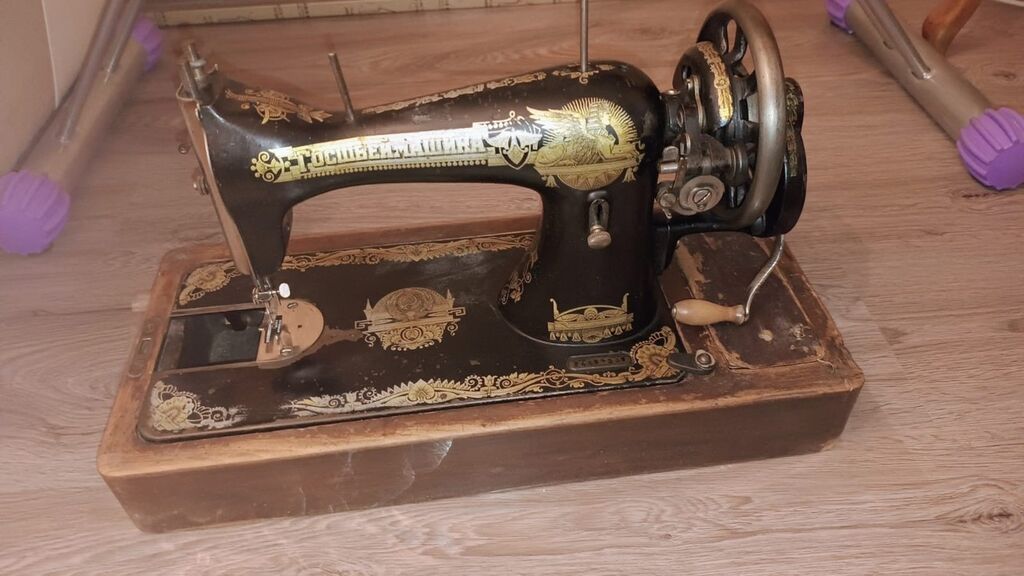 Antik əl tikiş maşını – mexaniki, əl fırlatmalı model Qədimi sovet əl — Digər, Bakı