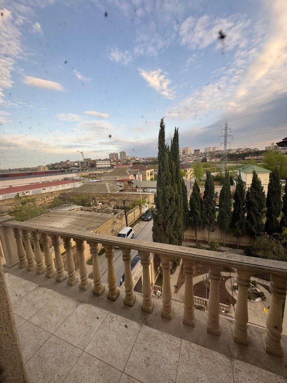 Satılır 8 otaqlı həyət evi/bağ evi 600 m² — Ev, villa, Bakı (11)