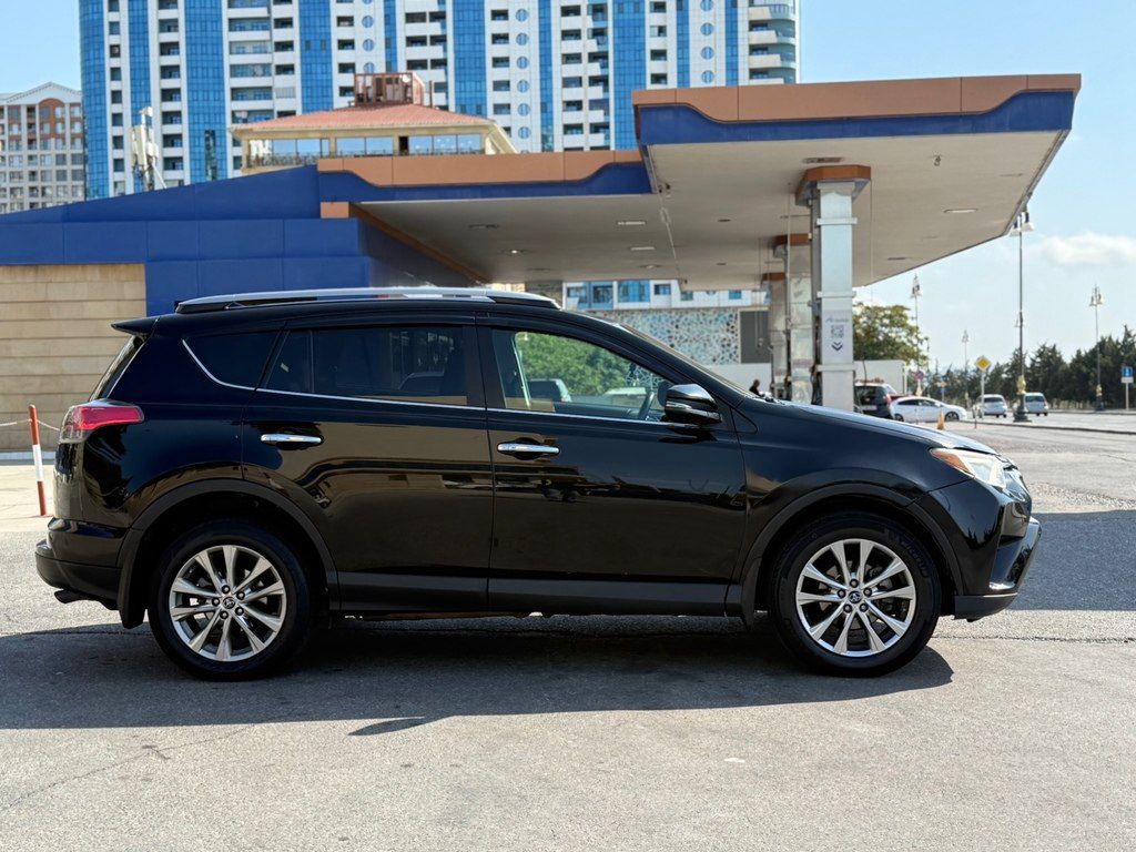 Toyota RAV4, 2.5 L, 2018 il, 228 411 km — Avtomobillər, Bakı (6)