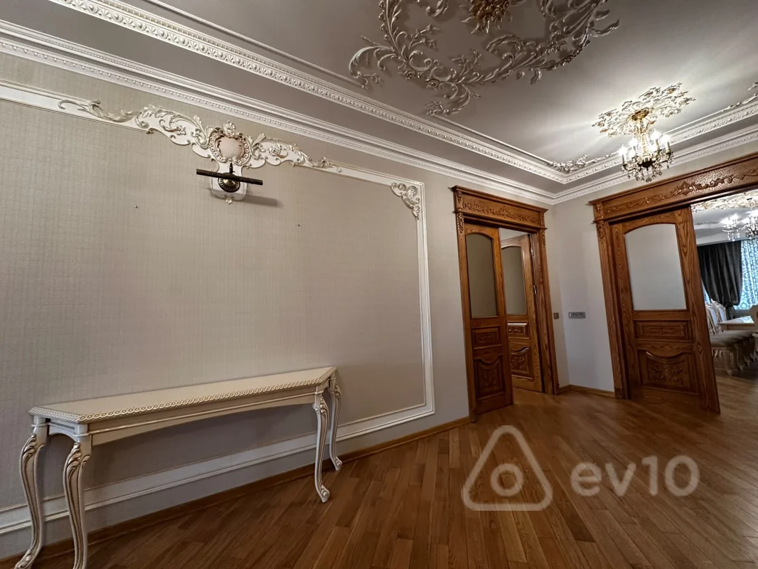 4 otaqlı mənzil, 210 m², Ağa Nemətulla küçəsi — kirayə — Mənzil, Bakı (6)